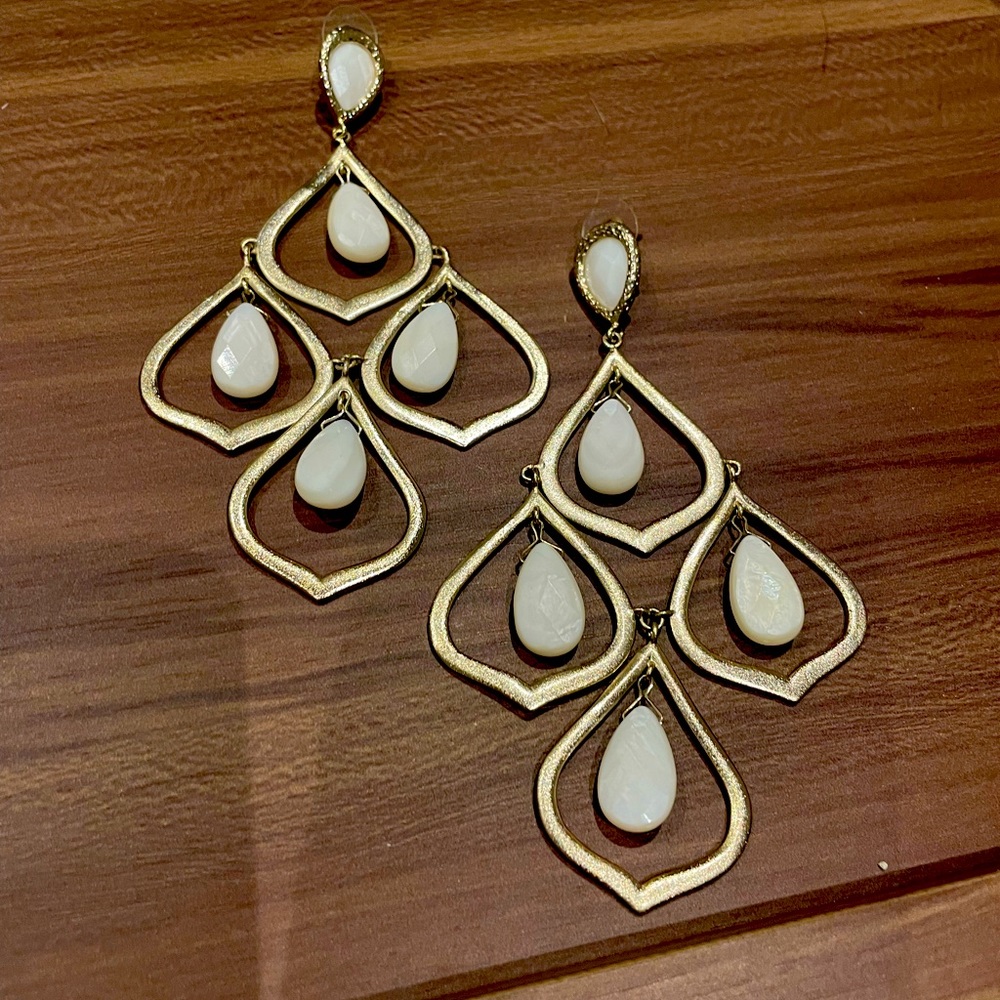 White Kendra Scott chandelier earrings